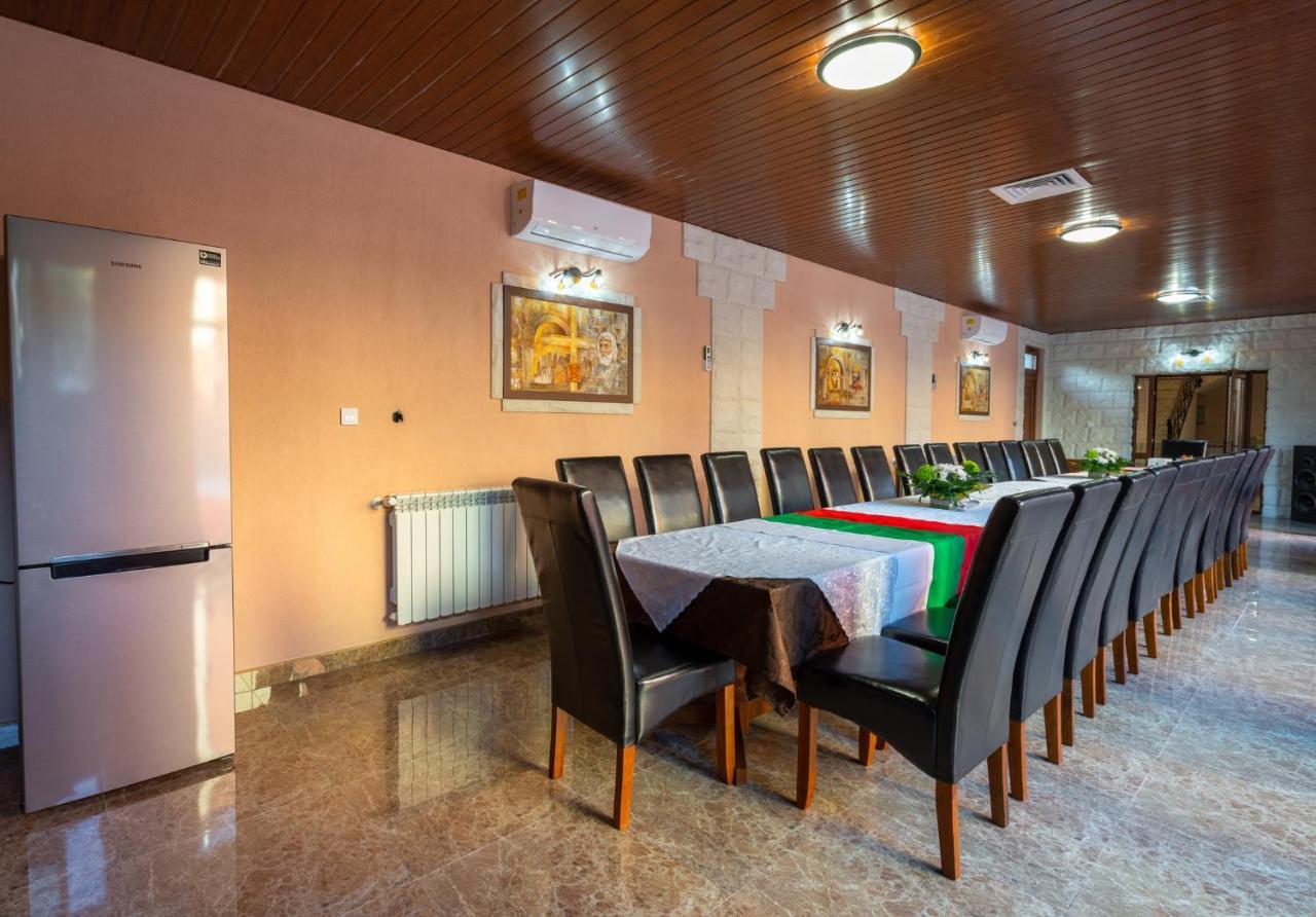 Family Hotel Preslav Dış mekan fotoğraf