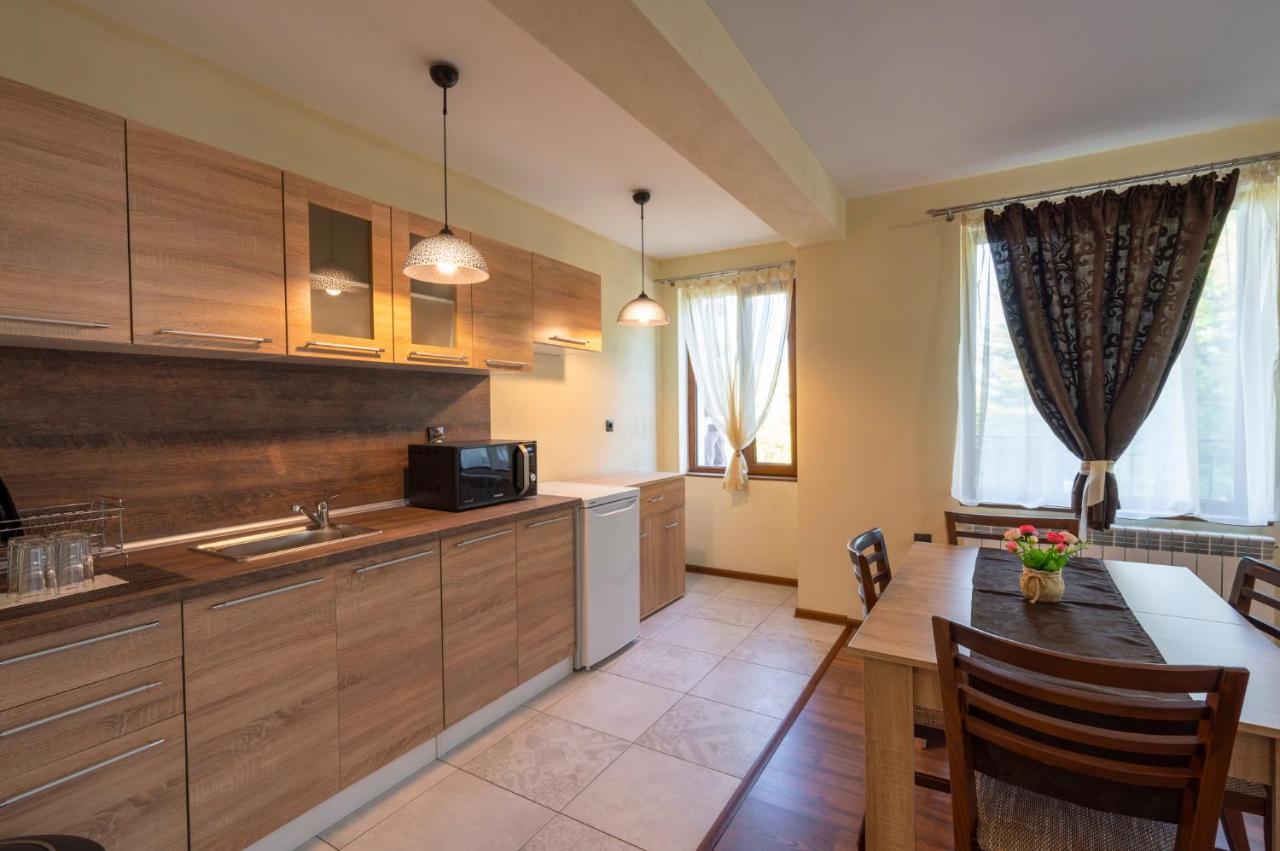 Family Hotel Preslav Dış mekan fotoğraf